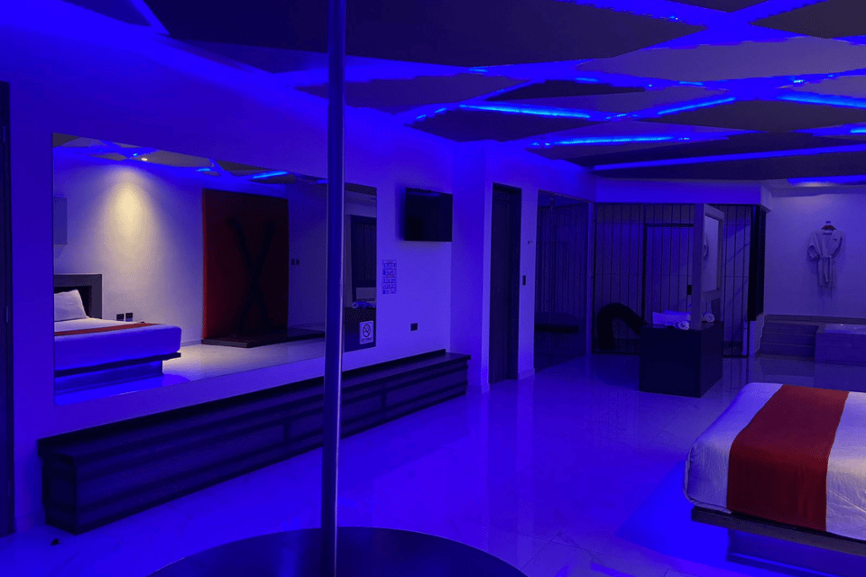 Suite Jacuzzi y Pole Dance